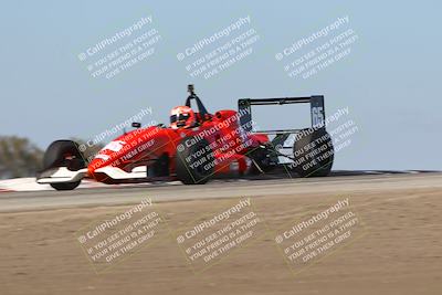 media/Oct-26-2025-CalClub SCCA (Sun) [[8ce1e69566]]/Group 3/Grapevine/